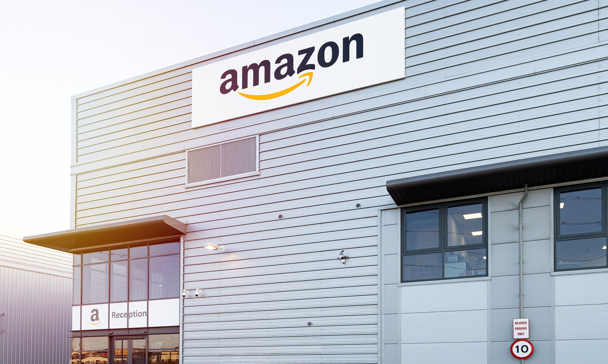 Amazon, Doncaster - Atlas Washroom Systems